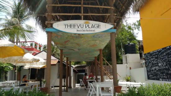 Theevu-Plage-Beach-Resort.